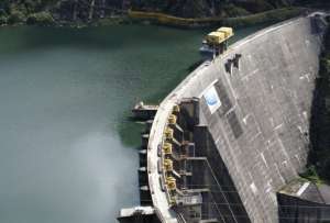 Mazar en niveles altos: Gobierno descarta cortes de luz por falta de lluvias