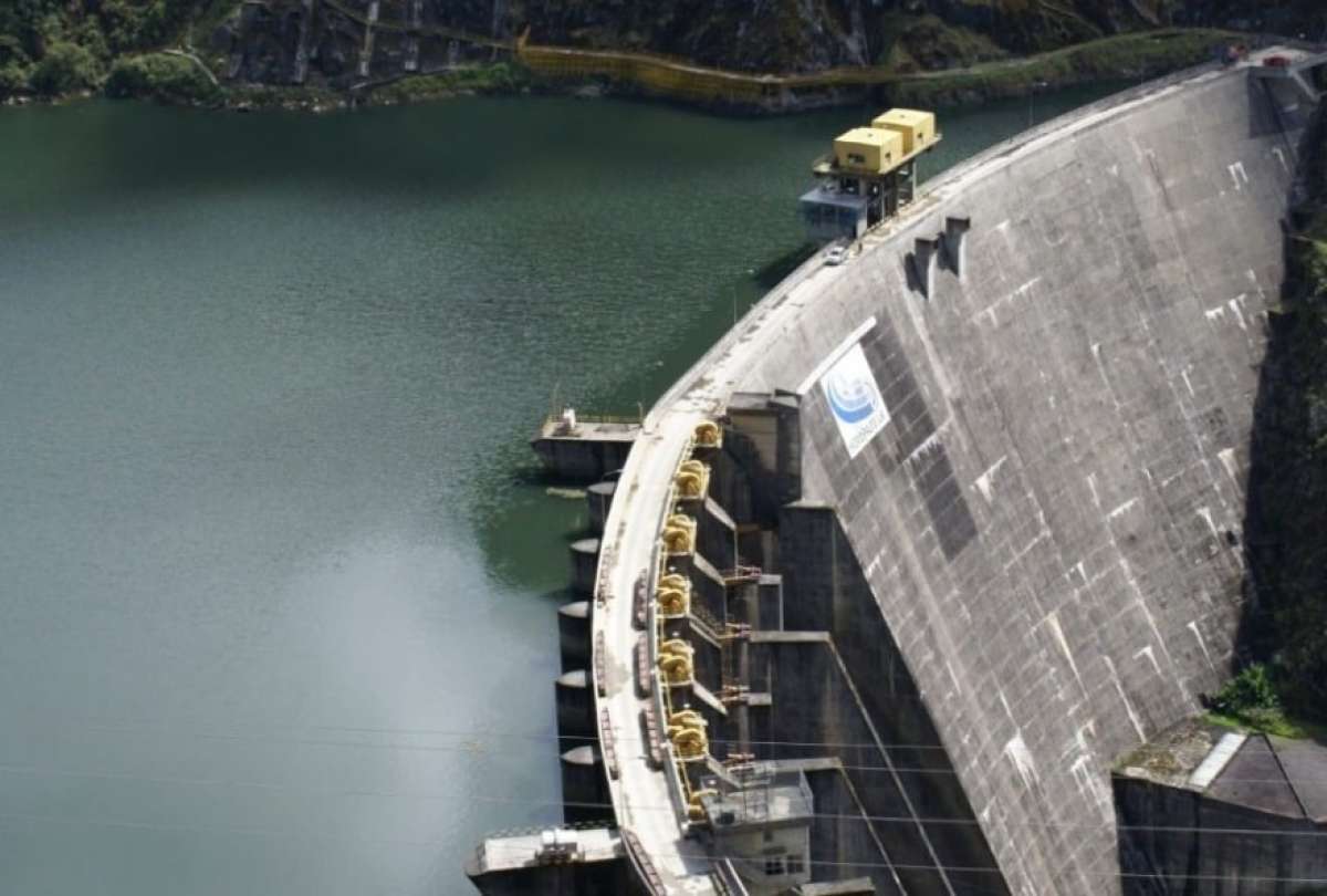 Mazar en niveles altos: Gobierno descarta cortes de luz por falta de lluvias