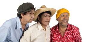 Isidro Murillo (izq.) interpreta al viejo Galo, Augusto Enr&iacute;quez es Lorenzo, y Roosevelt Valencia act&uacute;a de Pipiolo.