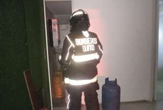 Personal del Cuerpo de Bomberos de Quito atendió emergencia por fuga de gas