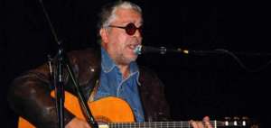 El trovador Facundo Cabral.
