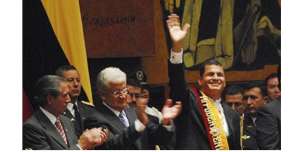 Foto de la posesi&oacute;n de Rafael Correa el 15 de enero de 2007. Foto: Internet