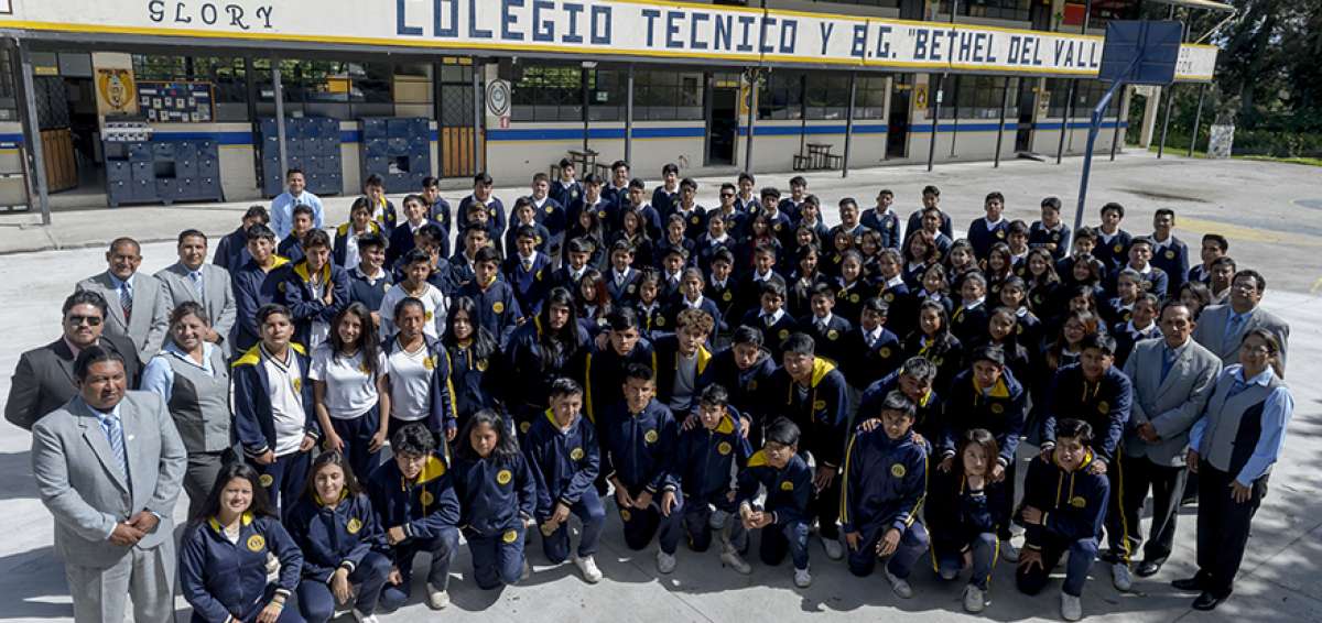 Bethel del Valle aporta al progreso de Yaruqu&iacute;