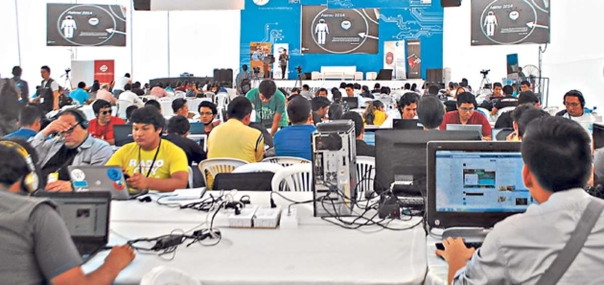 El evento realizado en Machala congreg&oacute; a m&aacute;s de 500 personas de varias provincias del Ecuador y se presentaron m&aacute;s de cien proyectos innovadores. Foto: Fabricio Cruz / El Tel&eacute;grafo