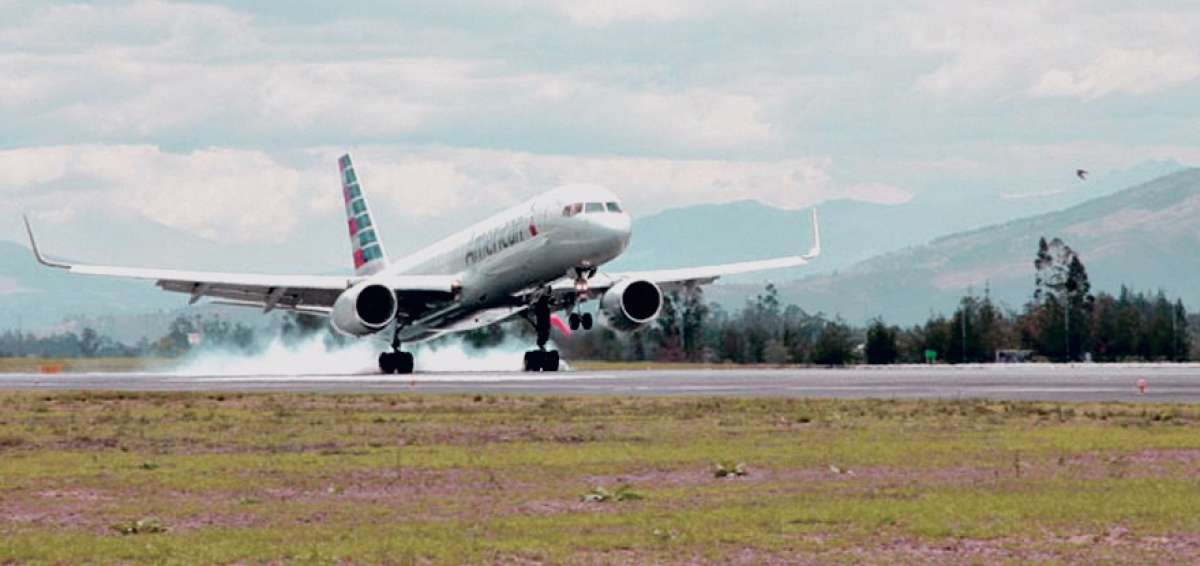 El Aeropuerto Internacional Mariscal Sucre opera desde febrero de 2013 en la parroquia rural Tababela, ubicada en el nororiente de Quito.