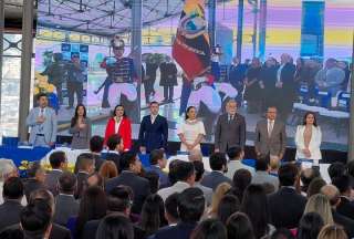 Daniel Noboa y María José Pinto reciben sus credenciales como Presidente y Vicepresidenta electos. 