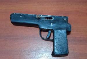 Policía Nacional detuvo a un hombre por tenencia ilegal de un arma