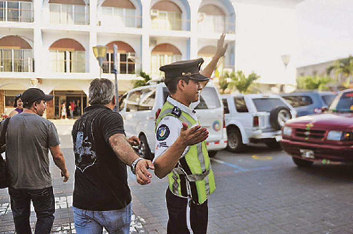 Con la formaci&oacute;n de agentes de tr&aacute;nsito, en Manta, el GAD comenz&oacute; a asumir la competencia en 2013.