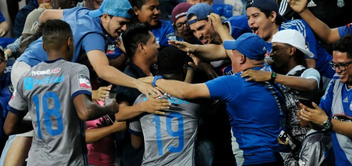 Emelec recupera posiciones tras la victoria