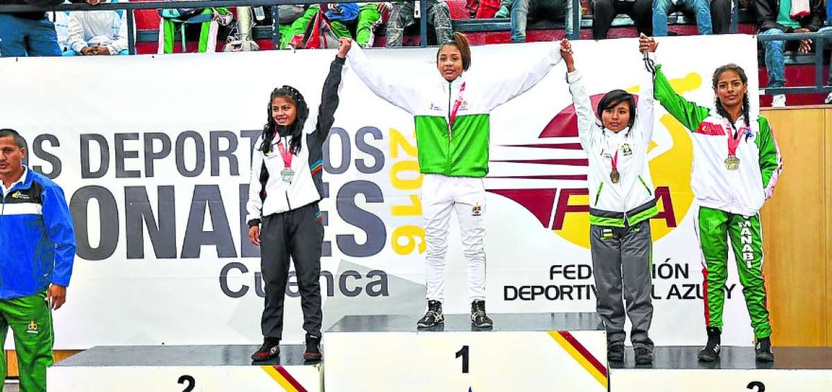 En el coliseo de la Universidad Estatal de Cuenca se llevaron a cabo los combates. En total, 22 provincias participaron en esta disciplina deportiva.