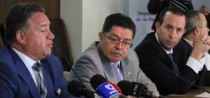 Representantes de C&aacute;maras de Comercio, Producci&oacute;n, Agricultura, Industria de Metal y Automotriz piden crear agenda de competitividad.