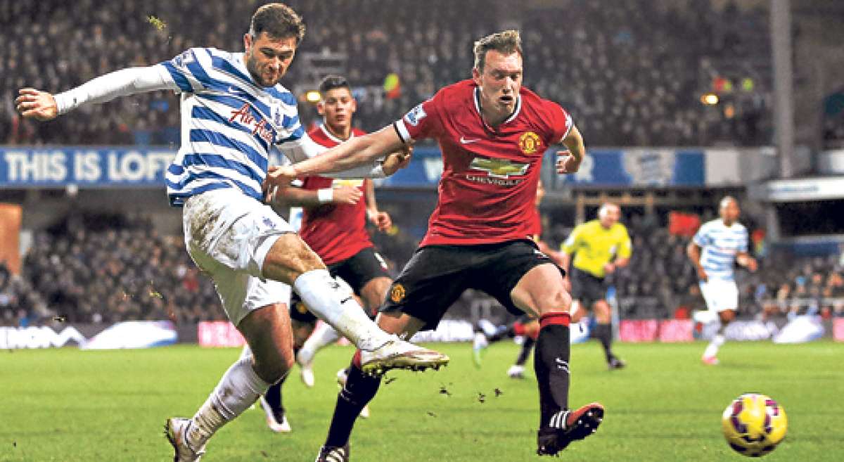 Valencia, figura del United en triunfo sobre el Park Rangers