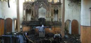 Los habitantes de Tumbaco se encuentran apenados por el incendio de la Capilla de la Orden Tercera Franciscana, considerada una reliquia de la parroquia.