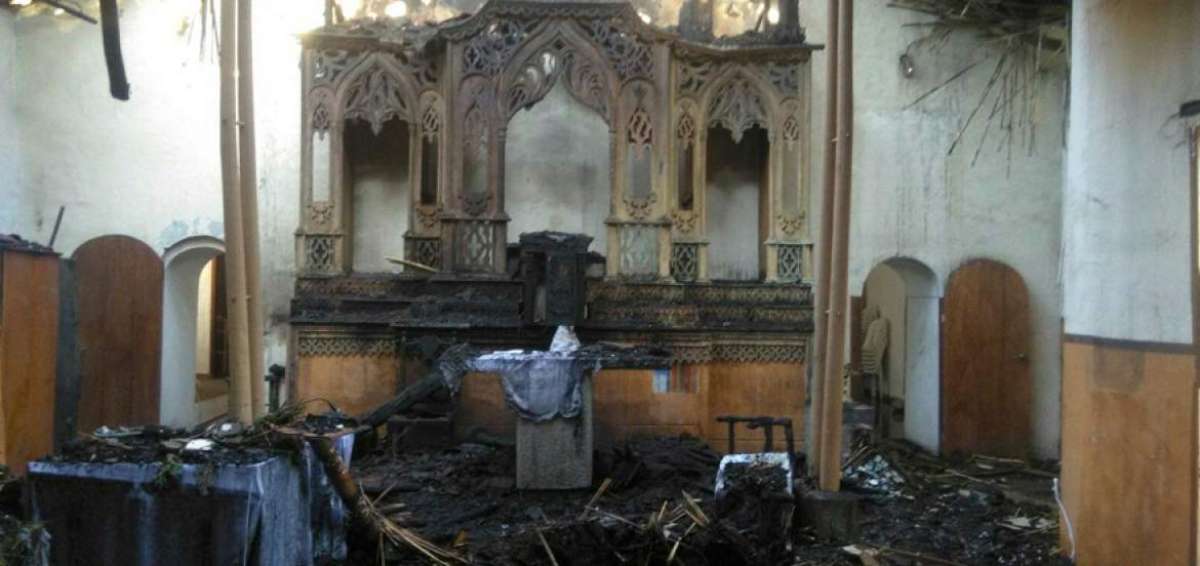 Los habitantes de Tumbaco se encuentran apenados por el incendio de la Capilla de la Orden Tercera Franciscana, considerada una reliquia de la parroquia.