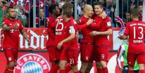 Vidal marca en la goleada del Bayern ante el Colonia (4-0)