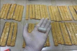 La droga estaba distribuida en 1500 c&aacute;psulas. Foto: Twitter Ministerio del Interior
