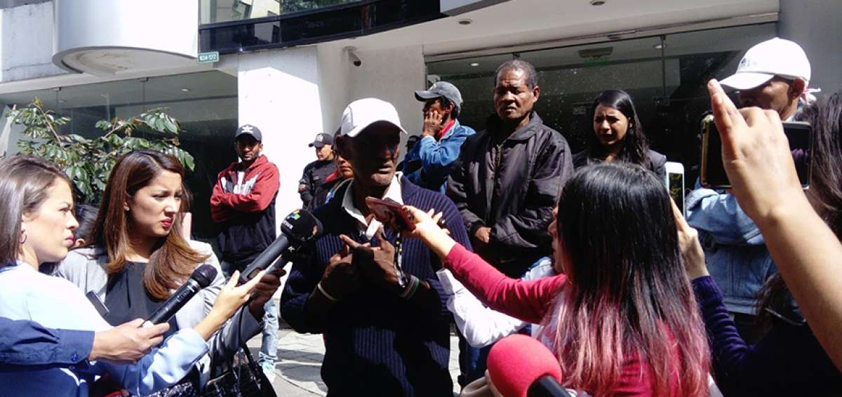 Representantes de la Preasociaci&oacute;n &ldquo;Esperanza de un Nuevo Amanecer&rdquo; se congregaron ayer en las afueras del Ministerio de Trabajo.