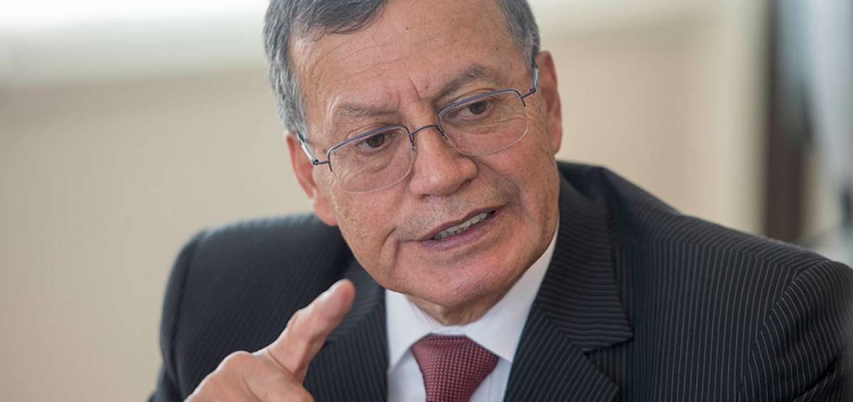 Cuatro contratos estaban en ejecuci&oacute;n con los hermanos Jaime y Juan B.