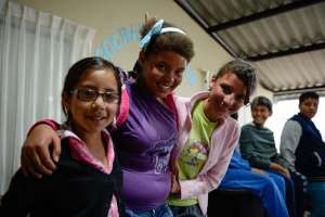 El canto mueve la vida de cientos de menores en 20 barrios de Quito 
