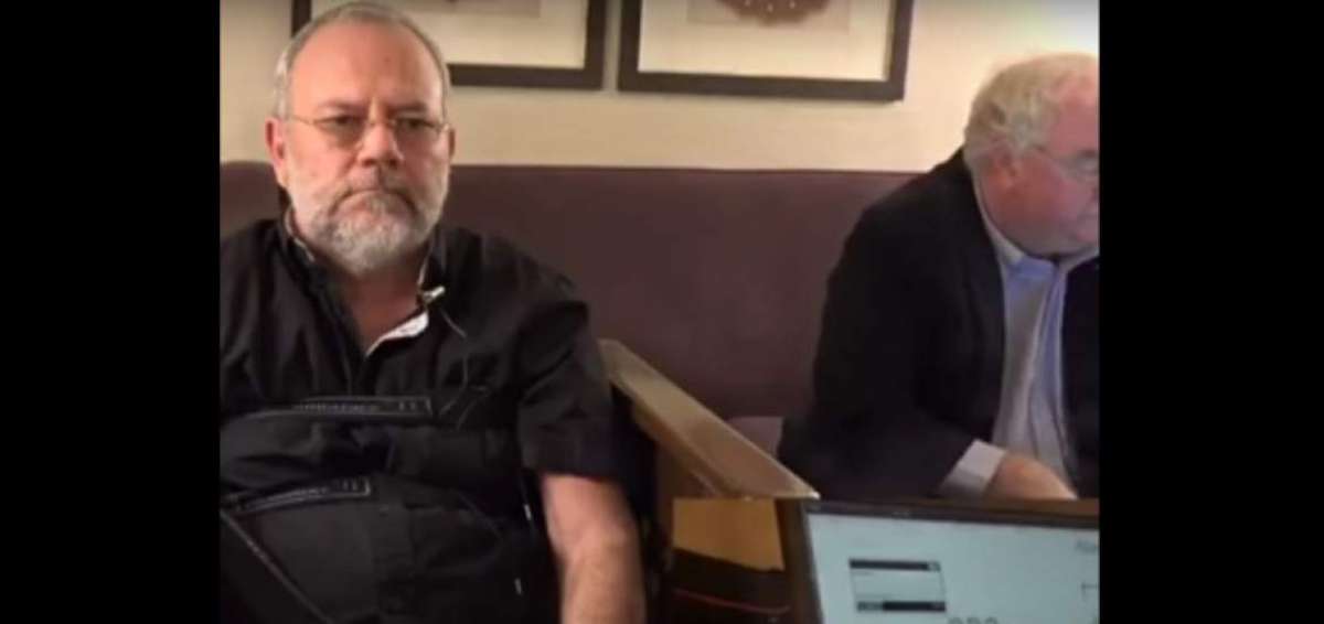 Carlos Pareja Yannuzzelli (i) durante un video filmado en Miami a finales de enero pasado.
