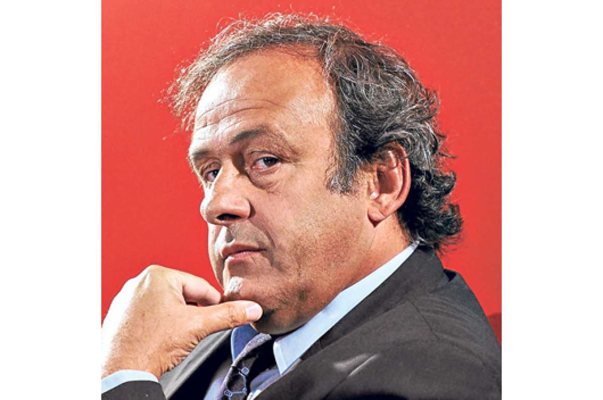 Platini y Maradona, posibles candidatos a liderar la FIFA