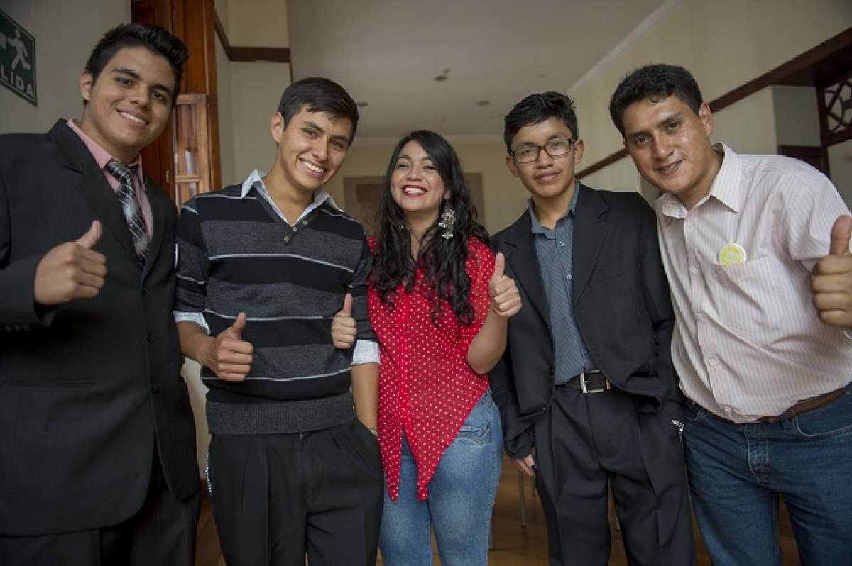 240 estudiantes podr&aacute;n optar por becas en m&aacute;s de 50 universidades del mundo. Foto: Fernando Sandoval/ EL TEL&Eacute;GRAFO.