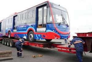 La Empresa de Pasajeros sostiene que la renovación de la flota no tuvo irregularidades.