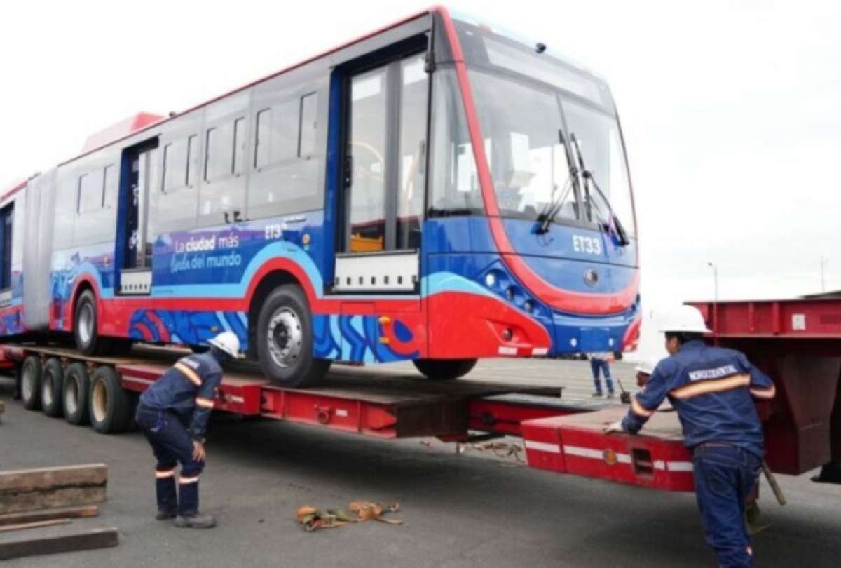 La Empresa de Pasajeros sostiene que la renovación de la flota no tuvo irregularidades.