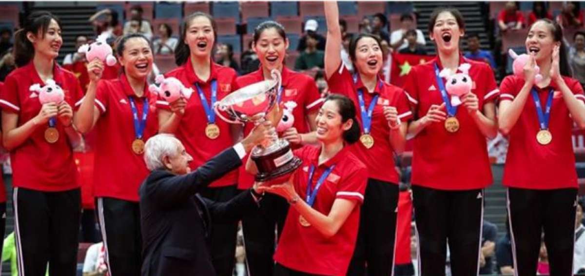 La campeona de 2019, China, complet&oacute; su racha de equipo invicto el domingo 29 de septiembre en Osaka al batir a Argentina por 3-0 (25-17, 25-14, 25-12).
