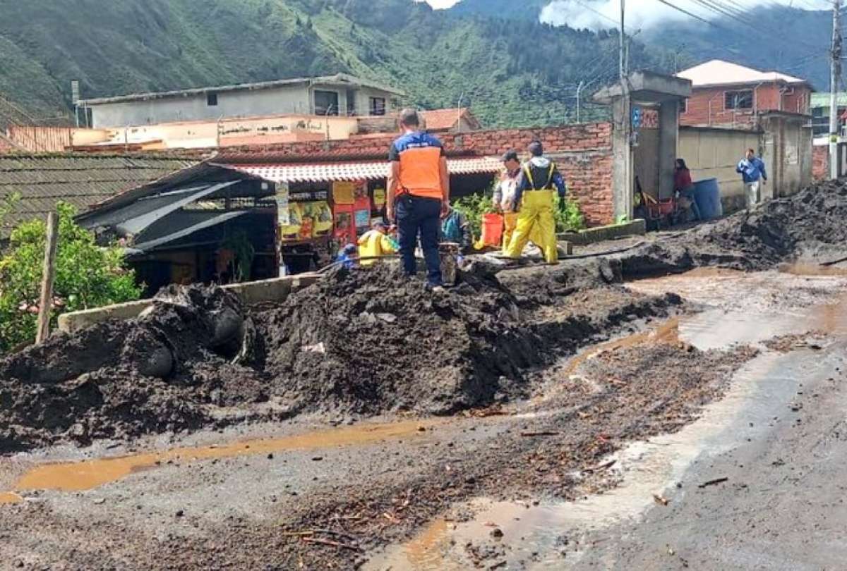 Las fuertes lluvias provocaron un aluvión en Baños