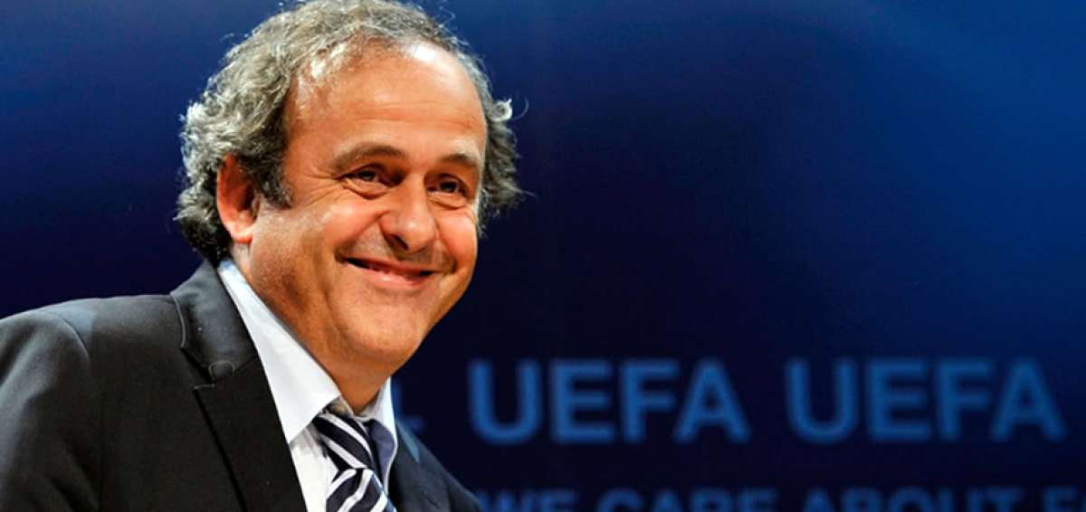 Para Platini, lo hecho por su selecci&oacute;n en los &uacute;ltimos 20 a&ntilde;os "es fant&aacute;stico".