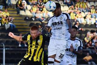  Central Córdoba metió presión en el grupo de Liga de Quito