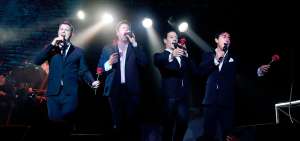 Il Divo ha recorrido los escenarios del mundo con su m&uacute;sica desde su debut, en 2004, y ha vendido m&aacute;s de 30 millones de discos durante su carrera.