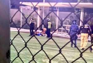 Sicarios irrumpen en urbanizaci&oacute;n de Isla Mocol&iacute; y matan a tres personas en una cancha
