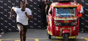 La carrera entre Bolt y el mototaxi fue de 50 metros y la pista improvisada se traz&oacute; en una calle del distrito lime&ntilde;o de Miraflores, en Per&uacute;.
