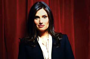 Idina Menzel en la cima con &lsquo;Let It Go&rsquo; de Frozen