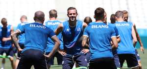 Seleccionados de Islandia, durante su &uacute;ltimo d&iacute;a de entrenamiento en Volgogrado, antes de su segundo encuentro mundialista ante Nigeria.