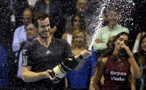 Andy Murray celebra su tercer t&iacute;tulo del a&ntilde;o. Foto: AFP
