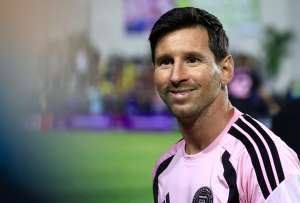 Lionel Messi anot&oacute; su gol n&uacute;mero 899 como profesional y qued&oacute; a uno de alcanzar la hist&oacute;rica cifra de 900 cerca superar a Cristiano Ronaldo.