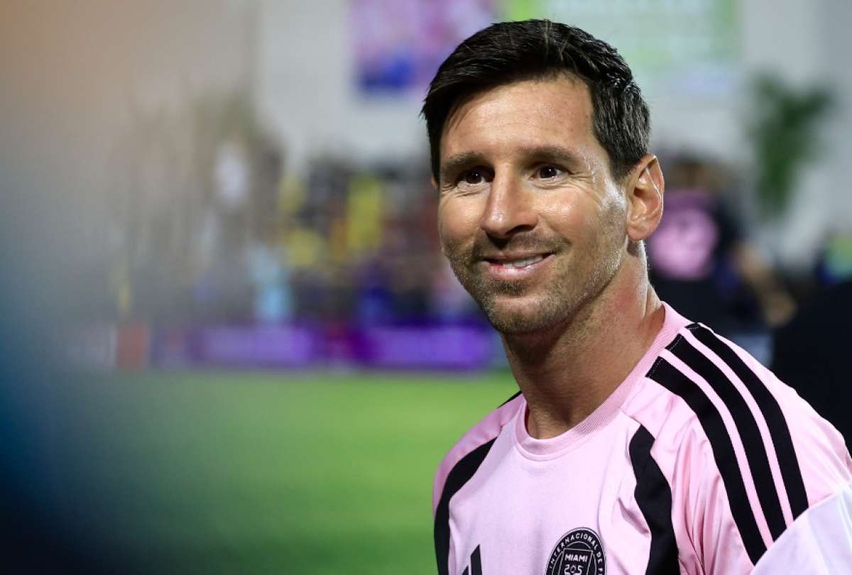 Lionel Messi anot&oacute; su gol n&uacute;mero 899 como profesional y qued&oacute; a uno de alcanzar la hist&oacute;rica cifra de 900 cerca superar a Cristiano Ronaldo.