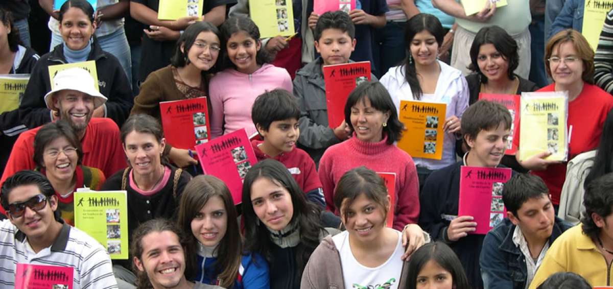 Comunidad Bah&aacute;'i prev&eacute; actividades por bicentenario del fundador