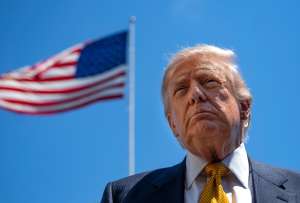 Donald Trump lleg&oacute; a Pek&iacute;n para reunirse con Xi Jinping esta semana.