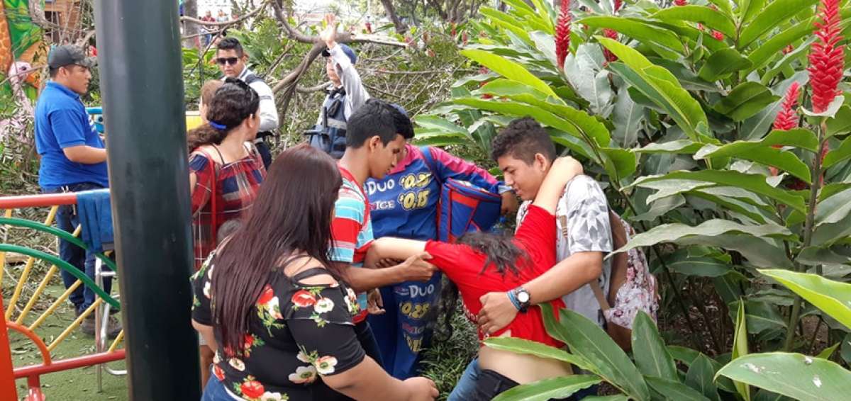 Dos menores resultaron heridas en accidente en el Malec&oacute;n 2.000