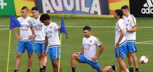 Radamel Falcao (c) es goleador hist&oacute;rico de Colombia y actual artillero de la liga francesa con 12 tantos.