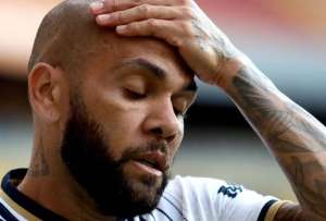 El lateral Dani Alves se encuentra detenido por una supuesta agresión sexual. 