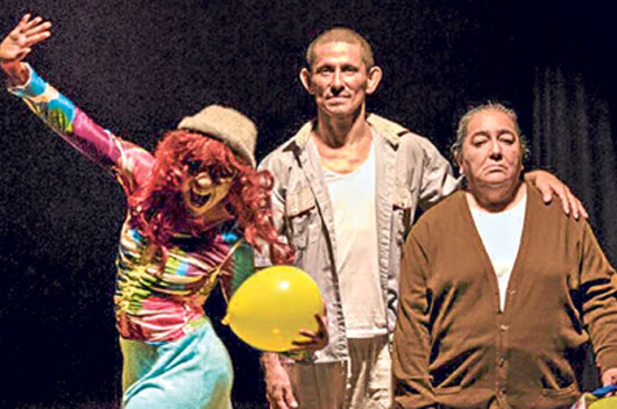 Tani Flor, Omar Aguirre e Isis Granda ponen en escena El s&iacute;ndrome de Ulises. Foto: 