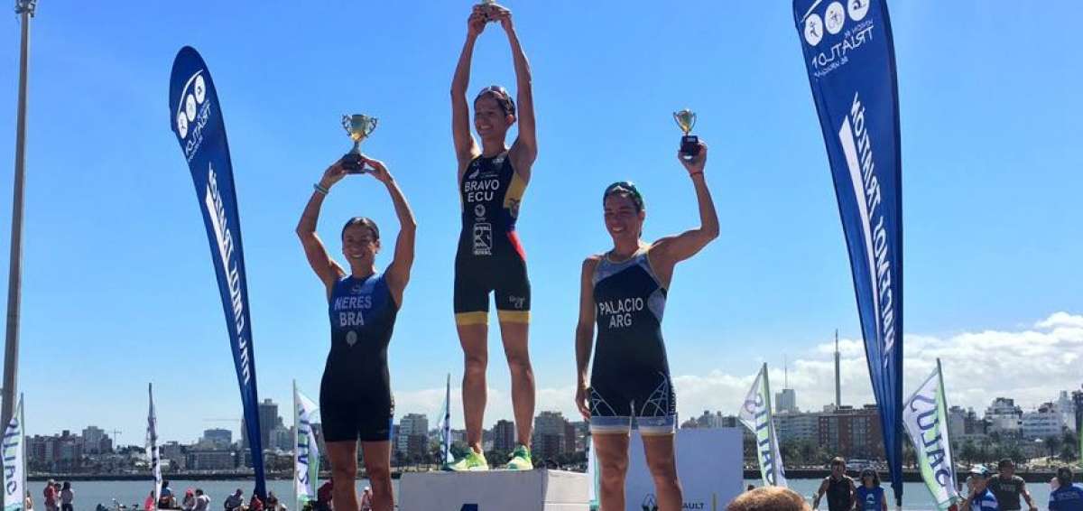 Equipo ecuatoriano de triatl&oacute;n destac&oacute; en Iberoamericano y Sudamericano de Uruguay